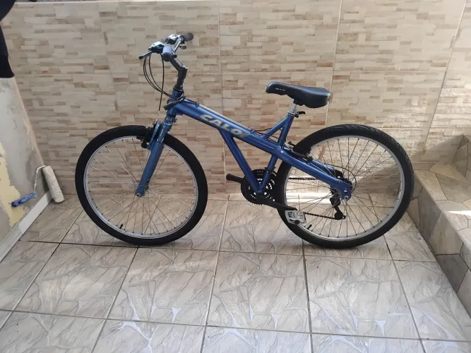 bicicleta CALOI ARO 26 ALUMÍNIO-21 MARCHAS/ PRONTA PARA PEDALAR !