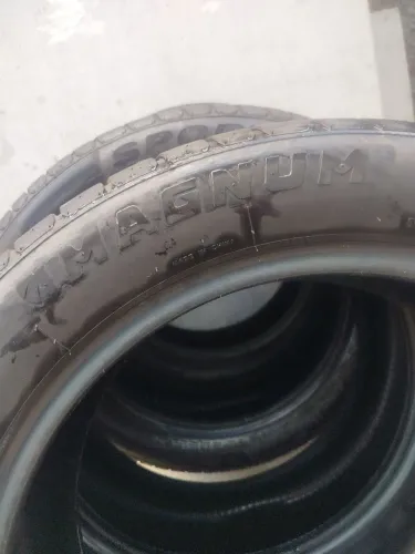 Pneus 215/55/18 MAGNUM SPORT, Usado apenas uma semana Estado de novo