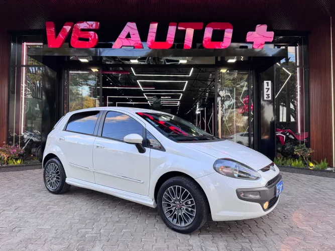 Fiat Punto Sporting 1.8 Flex 8v/16v 5P 2014