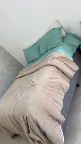 Cama de casal Sealy