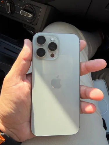 IPHONE 16 PRO MAX 256gb