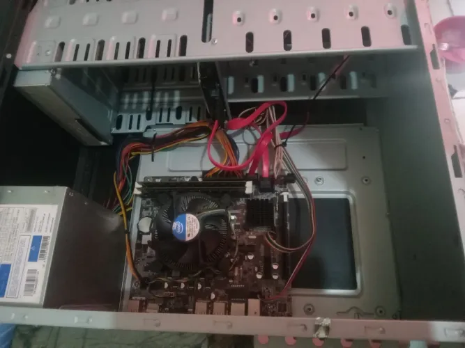 Gabinete completo com SSD e HD