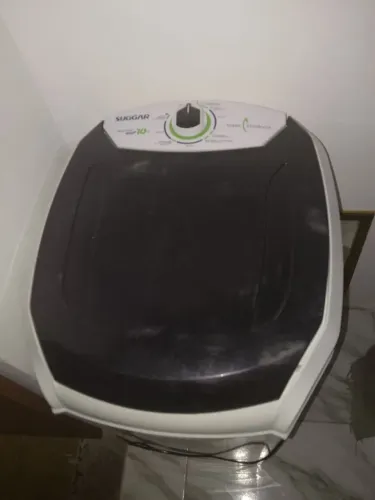 VENDO UM TANQUINHO
