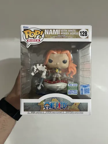 Nami with White Hobby Horse Ride #128 Original e com caixa