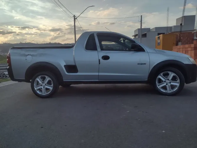 Chevrolet Montana 1.4 8V Conquest Econoflex 2P 2010