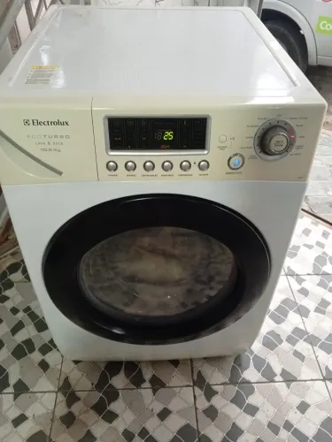 Lava e seca Electrolux 10.5kg