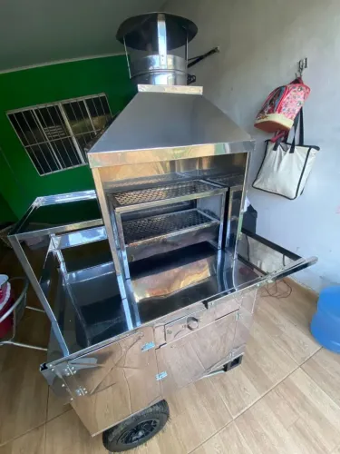 Carrinho de churrasco