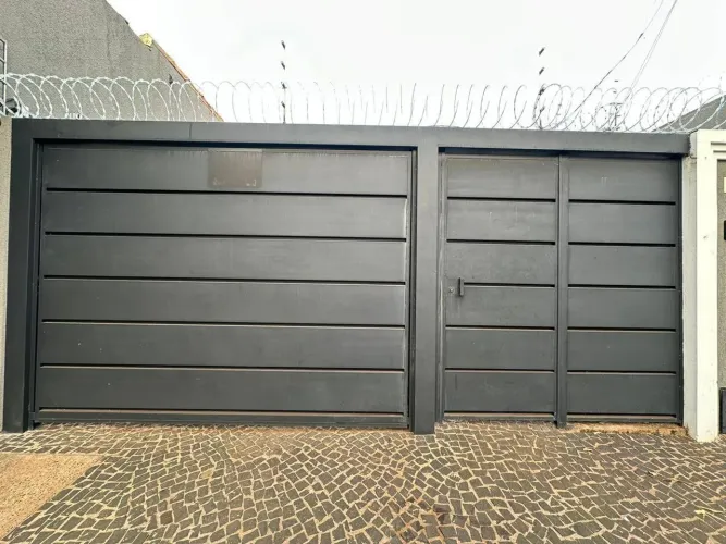 Casa com 2 quartos, Jardim Presidente - Rio Verde