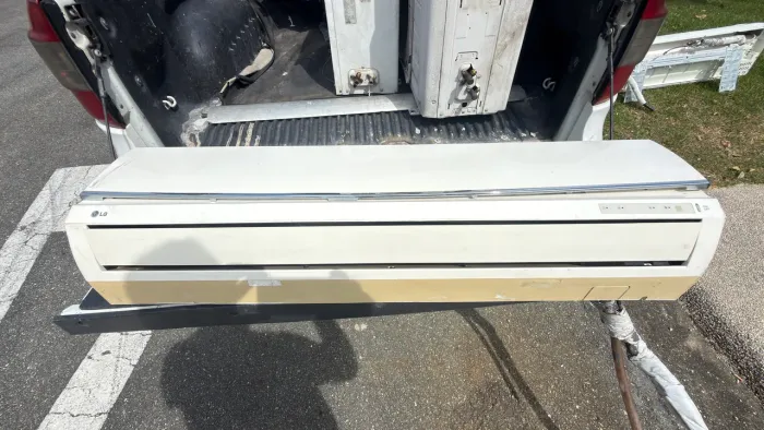 Split Lg 24000