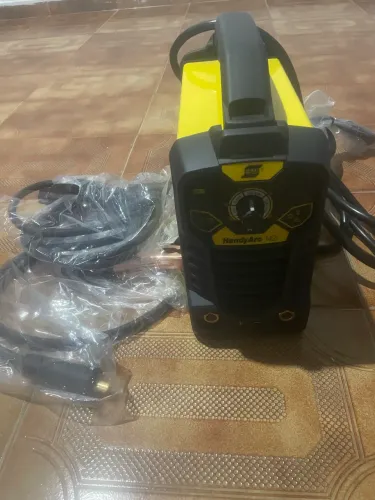 Máquina de Solda Inversora ESAB HandyArc 142i 220V Nova Completa