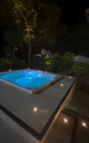 Banheira de Hidromassagem Jacuzzi SPA