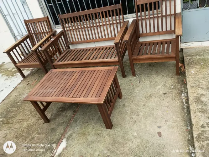 CONJUNTO PARA AREA DE JARDIM MADEIRA POR 1.660,00 PIX OU DINHEIRO