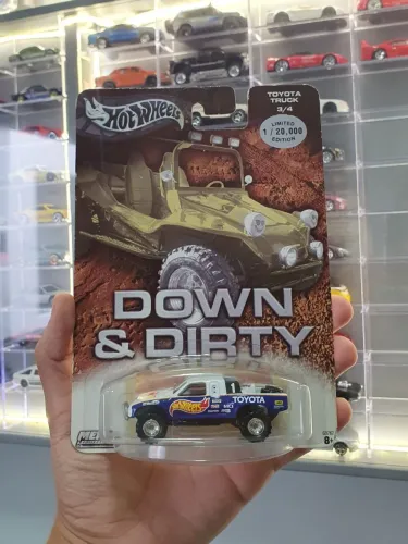 Hot Wheels Toyota Truck - Down & Dirty | Limited Edition (1 de 20.000)