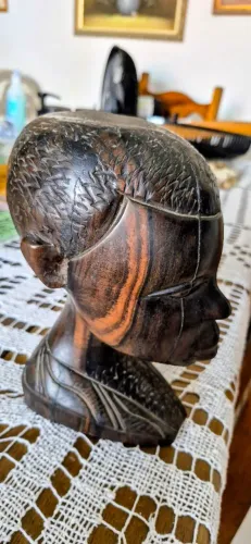 Estatueta de ÉBANO