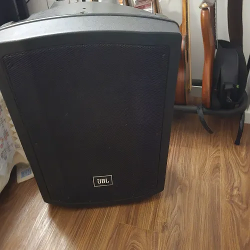Caixa JBL JS 15BT Ativa 200w Bluetooth Usb