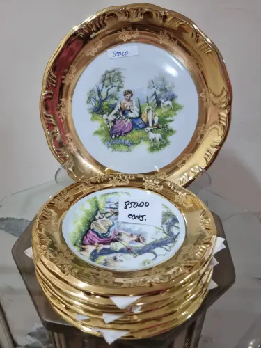 Conjunto de porcelana banhado a ouro