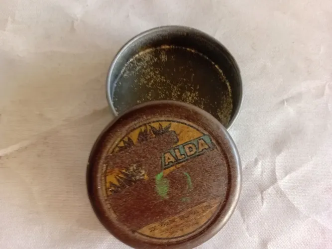 Latinha antiga valda