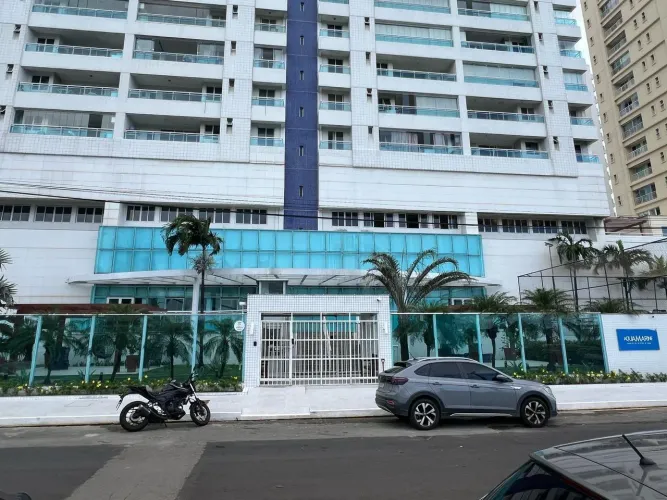 Vendo apartamento na Ponta Dareia com 2 suites, 81m2 a 150m do mar
