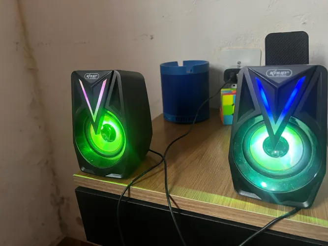 Teclado + Caixa RGB 