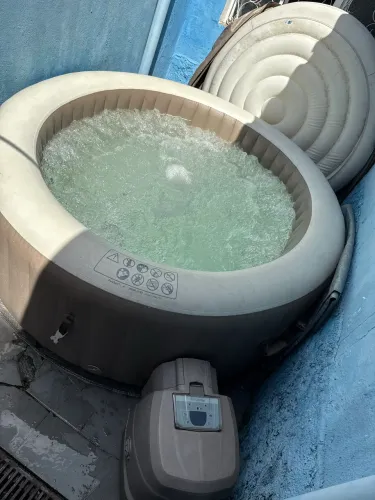 SPA INFLÁVEL INTEX - AQUECE ATÉ 40 °C - COMPLETO