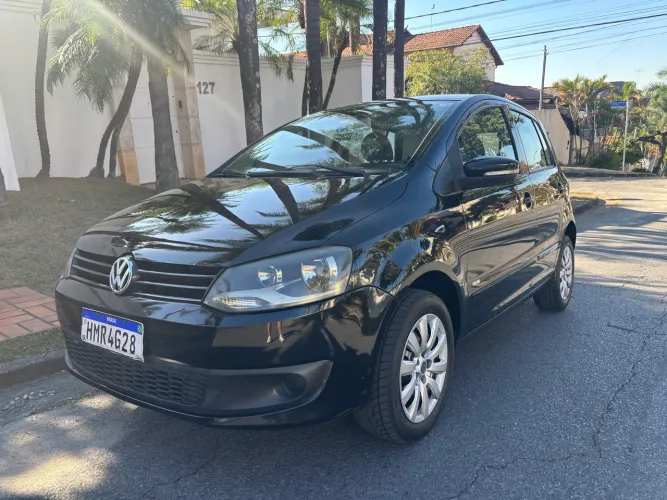Volkswagen Fox 1.0 MI Total Flex 8V 5P 2010