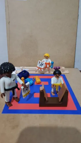 Playmobil 71186 Set Classe De Karatê linha Sports & Action.