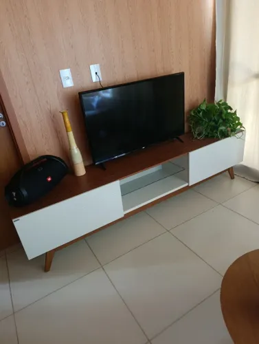 Vendo rack usado em ótimo estado 220 de largura