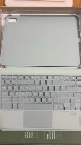 Capa com Teclado IPad 16 Iplace Originals