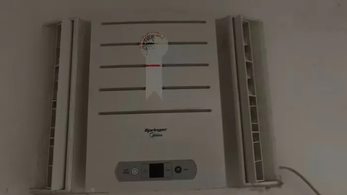 Ar-condicionado de Janela Rotativo Ar Frio 10000BTUs 110V Ar Janela Midea