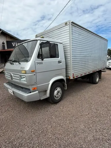 VW 7100 ano 1995 Bau Furgao REPASSE r$ 79.500,00 av