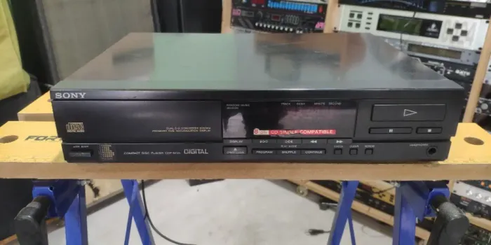 CD player Sony CDP-M35