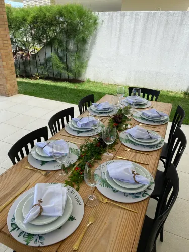 Mesa madeira pinus + 8 cadeiras Tramontina