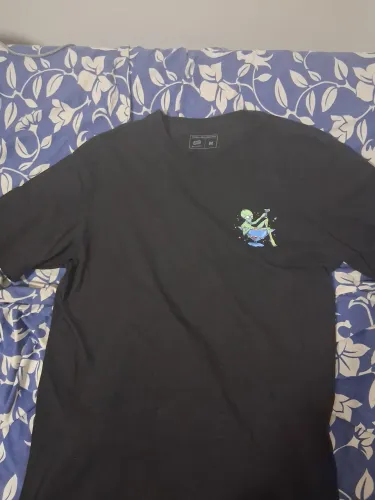 CAMISETA STREETWEAR BLUNT