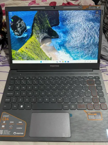 Vendo notebook positivo vision c14