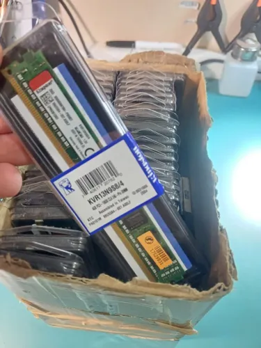 Memórias DDR3 4 GB - 1333Mhz / Desktop - NOVAS