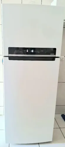 Vendo geladeira Midea funcionando perfeitamente