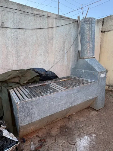 Máquina coletadora de serragem 