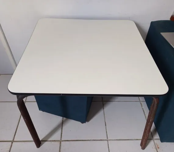 Mesa para atividades