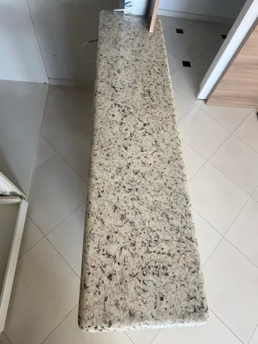Vendo Granito Amarelo Icaraí - Para bancadas/ ilhas