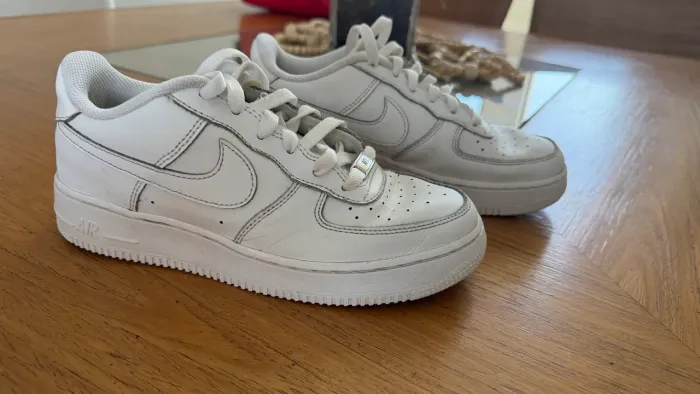 Tênis Nike Air branco TAM 37