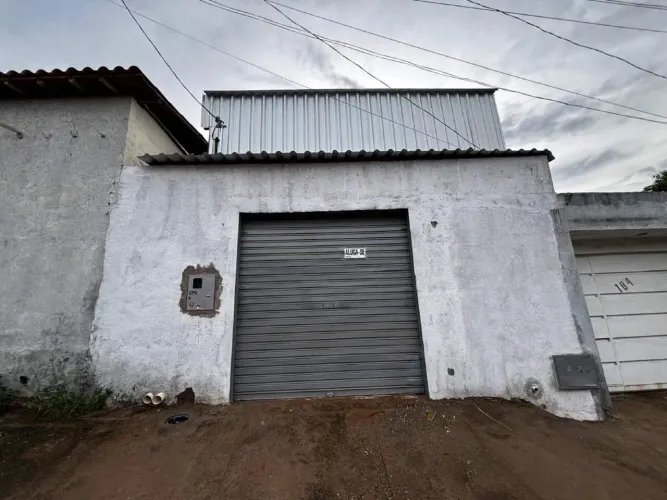 Galpão com 1 banheiro, 90m² no bairro Vila Greice