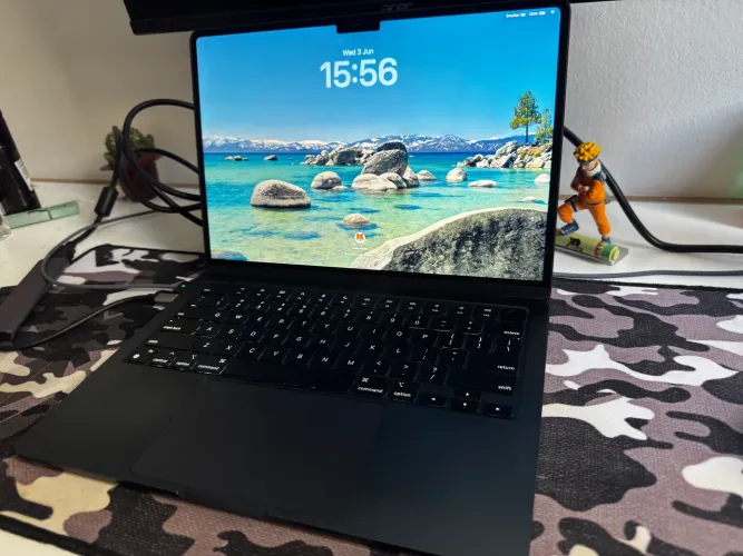 MacBook M2 Air