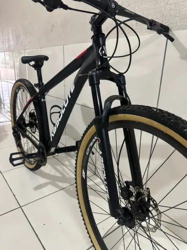 Bicicleta Absolute