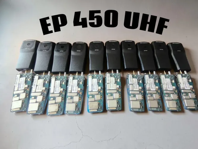 Lote de 10 rádios UHF Motorola modelo EP450