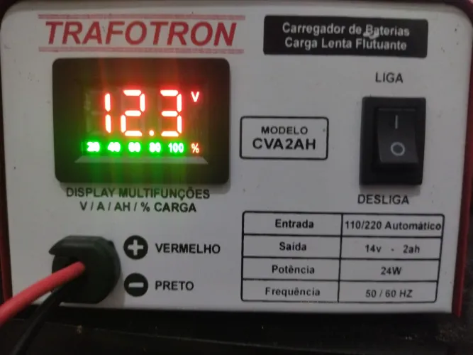 CARREGADOR DE BATERIA
