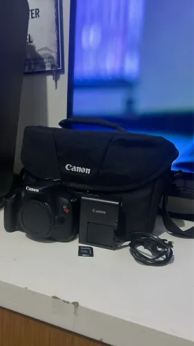 Camera T5