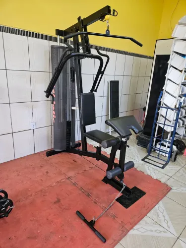 Estação musculação 50kg parcelo cartão 