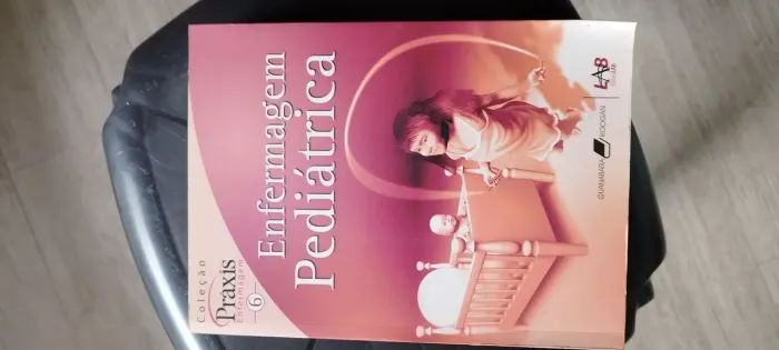 Vendo livros de Enfermagem