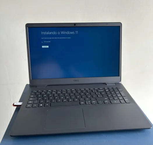 Notebook Dell tela 15.6 Pentium gold /11ger /8GB ddr4/ nvme 128GB 