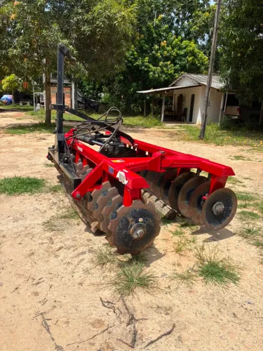 Grade Niveladora Tatu Marchesan GN 36 Discos  - Ano 2019 (semi nova com Estado de Nova)